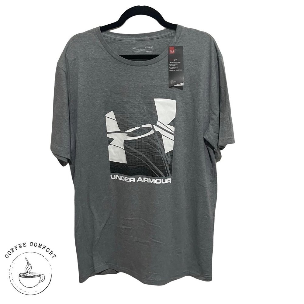 Mens Under Armour XL Short Sleeved T-Shirt NWT